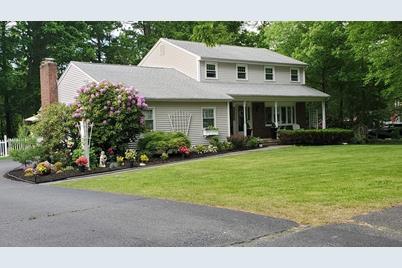 35 Rawson Hill Road, Shrewsbury, MA 01545 - Photo 1