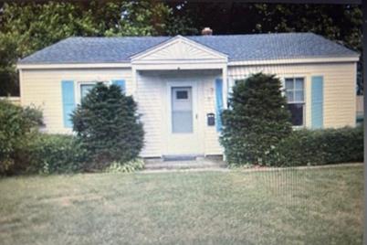 71 White Birch Ave #1, Chicopee, MA 01020 - Photo 1