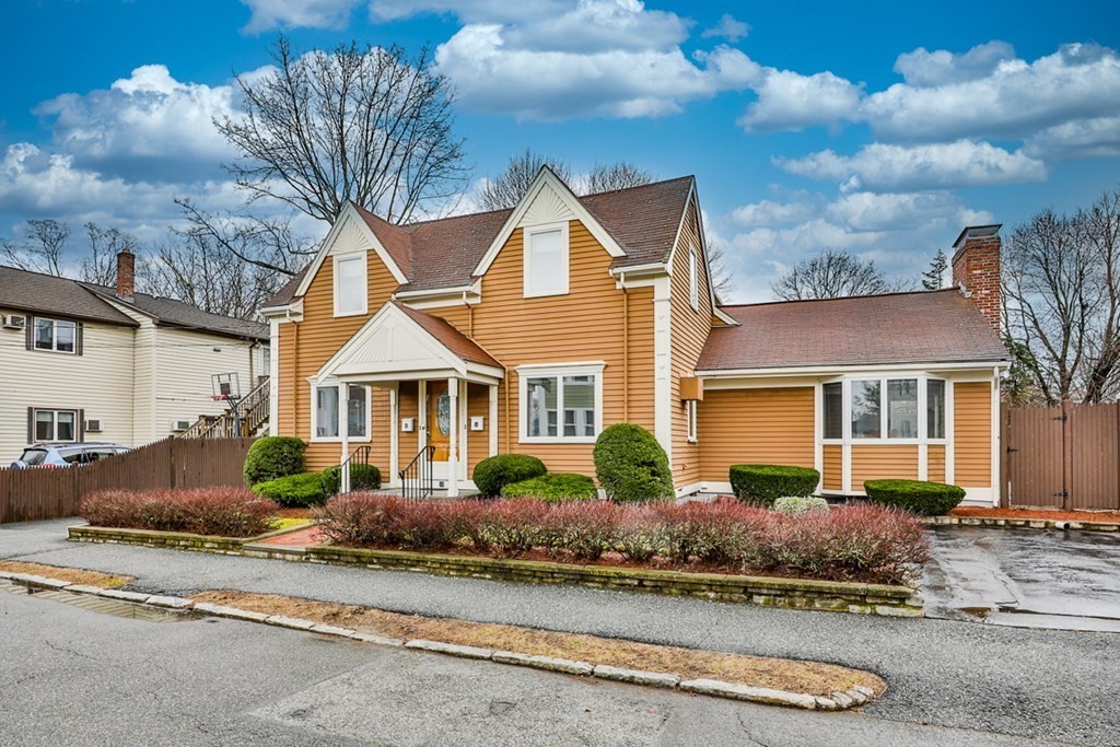 10 Brook Ave, Wakefield, MA 01880 MLS 73092257 Coldwell Banker