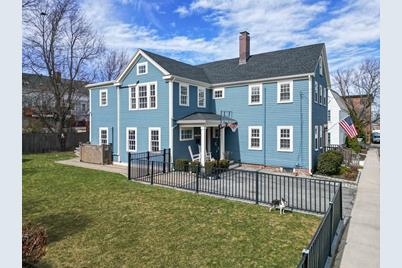 10 Salem Street, Newburyport, MA 01950 - Photo 1