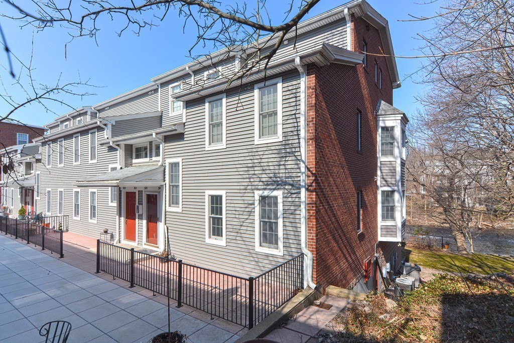 5 S Stone Mill Dr 311, Dedham, MA 02026 MLS 73092869 Coldwell Banker