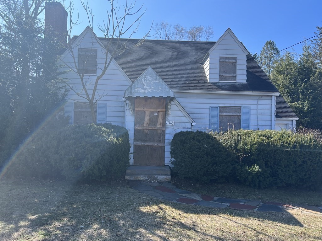 1318 Allen St, Springfield, MA 01118 MLS 73092904 Coldwell Banker