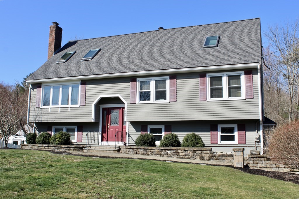 265 Overlook Dr, Raynham, MA 02767 MLS 73093072 Coldwell Banker