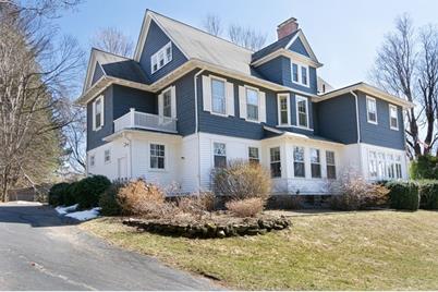 46 Walnut St, Holden, MA 01520 - Photo 1