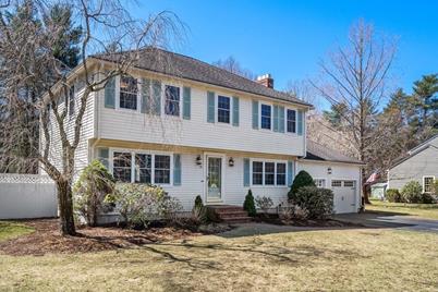 70 Lorraine Metcalf Dr, Wrentham, MA 02093 - MLS 73095108 - Coldwell Banker