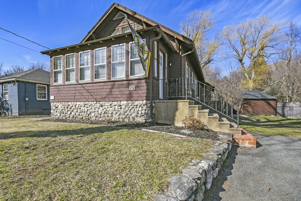 88 Doyle Rd, Holden, MA 01520 MLS 73095326 Coldwell Banker