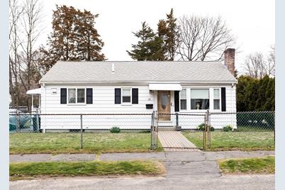 37 Kenmore Road, Waltham, MA 02453 - Photo 1
