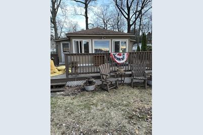 459 Lakeview Road, Suffield, CT 06093 - Photo 1