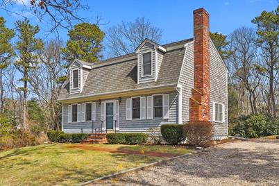 15 Upshur Dr, Falmouth, MA 02536 - Photo 1