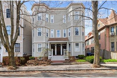 29-33 Regent St #2R, Cambridge, MA 02140 - Photo 1