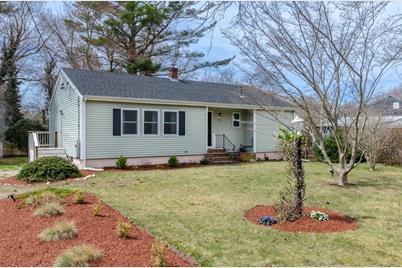 932 Point Rd, Marion, MA 02738 - Photo 1