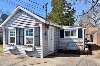 23-B Barnes St, Wareham, MA 02571 - Photo 1