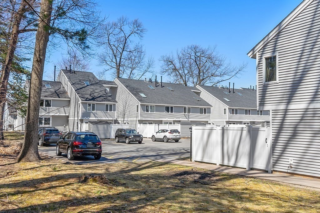 49 Meadow Pond Dr K, Leominster, MA 01453 MLS 73100126 Coldwell Banker