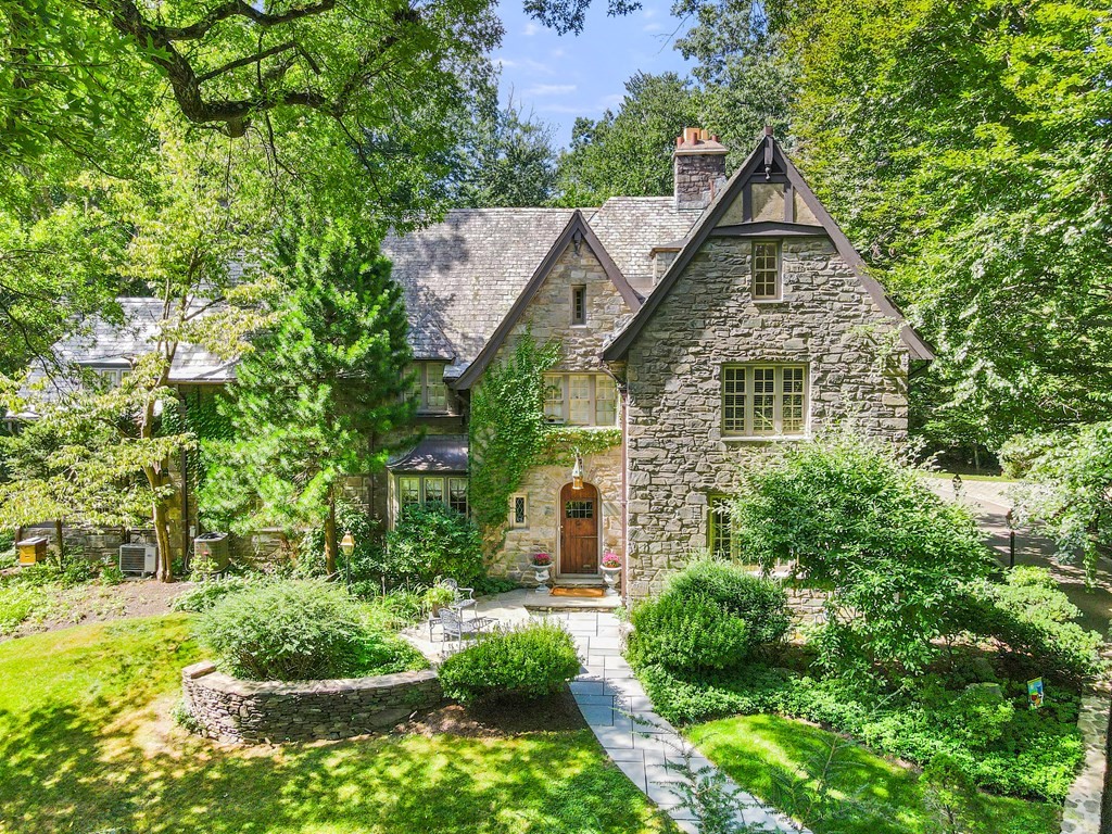 110 Hundreds Rd, Wellesley, MA 02481 MLS 73102935 Coldwell Banker