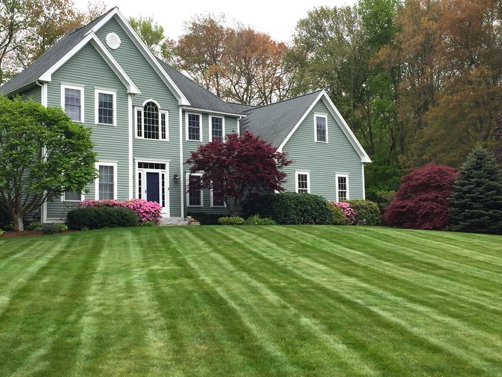 7 Wildebrook Rd, Medway, MA 02053 MLS 73103283 Coldwell Banker