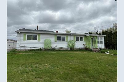 312 Oliver St, New Bedford, MA 02745 - Photo 1