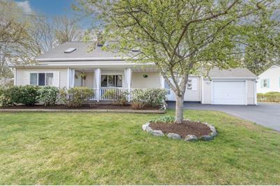 741 Read St, Attleboro, MA 02703 - Photo 1