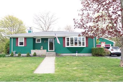 79 Regina Ave, Somerset, MA 02726 - Photo 1