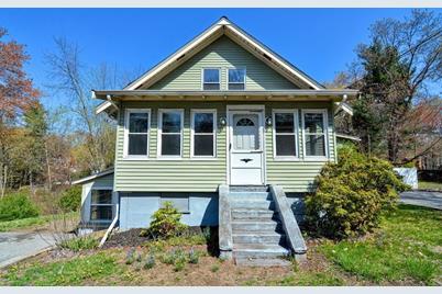 28 Main St, Medway, MA 02053 - Photo 1