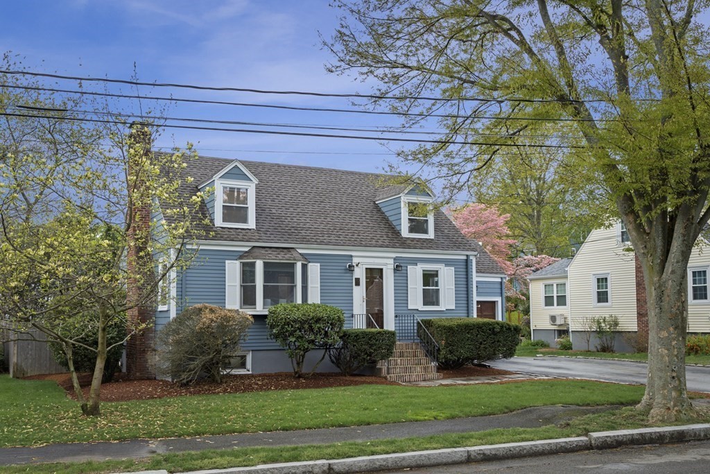 10 White Cir, Wakefield, MA 01880 MLS 73106769 Coldwell Banker