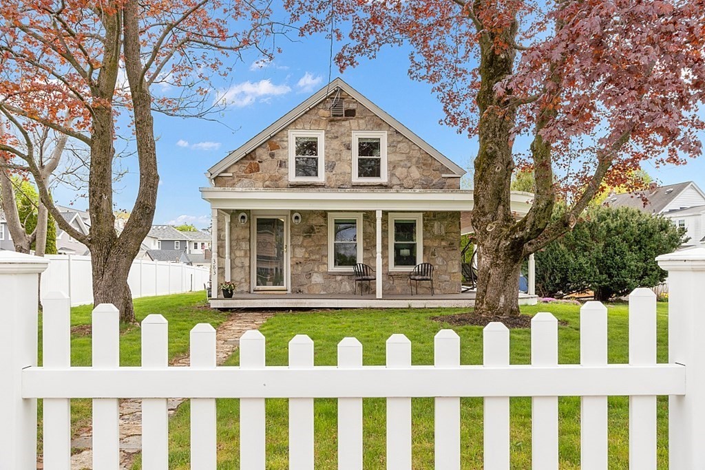 383 Burncoat St, Worcester, MA 01606 MLS 73107379 Coldwell Banker