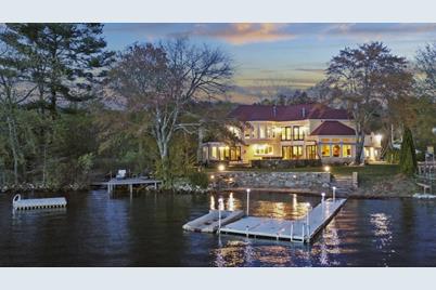 8 Pebble Beach Road, Webster, MA 01570 - Photo 1