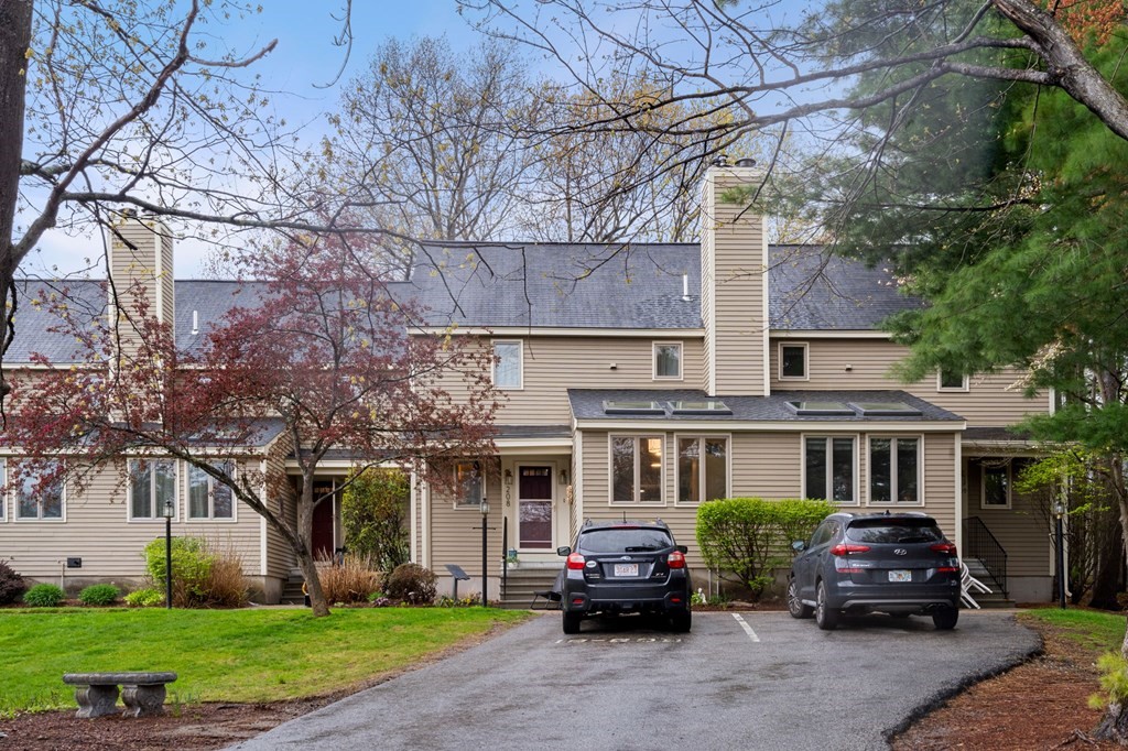 208 Brickett Hill Cir 208, Haverhill, MA 01830 MLS 73107555