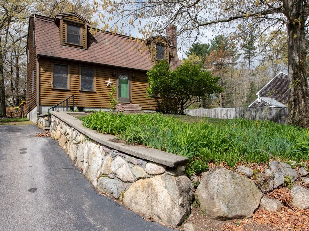 10 Henning Dr, Whitman, MA 02382 MLS 73108226 Coldwell Banker