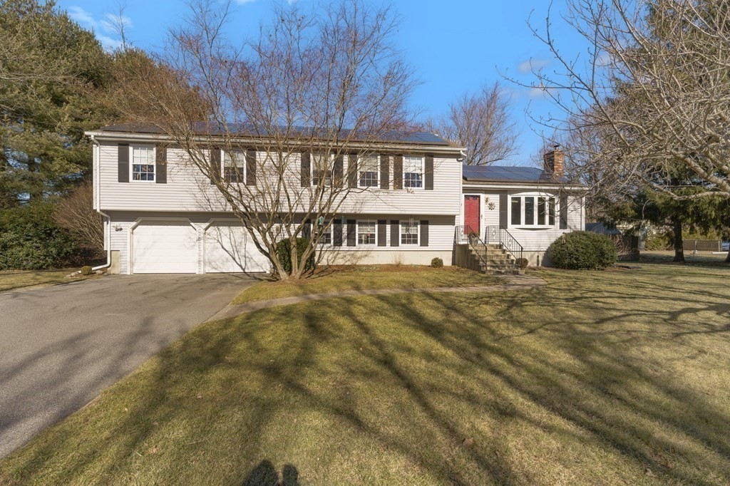 3 Brookside Ct, Seekonk, MA 02771 MLS 73108939 Coldwell Banker
