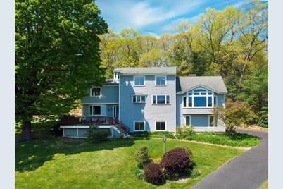 71 Breakneck Hill Road, Southborough, MA 01772 - Photo 1