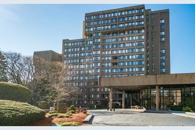 250 Hammond Pond Pkwy #1514N, Newton, MA 02467 - Photo 1