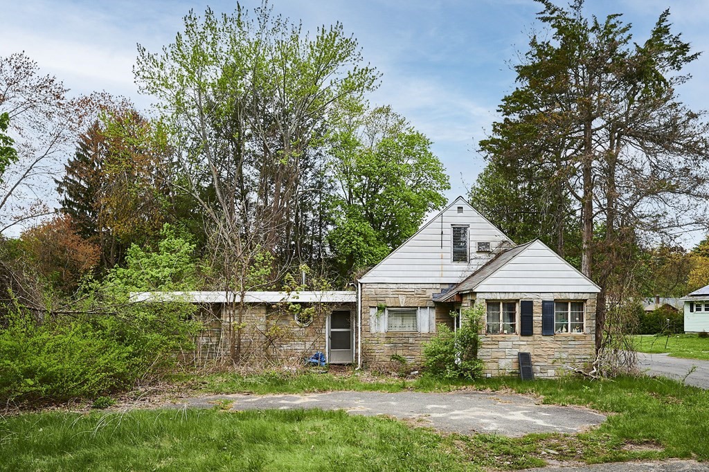 116 Holyoke St, Easthampton, MA 01027 MLS 73110472 Coldwell Banker