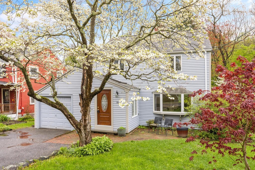 22 Spring St, Lexington, MA 02421 - MLS 73110509 - Coldwell Banker - Mimecast 191 Spring Street Lexington Ma