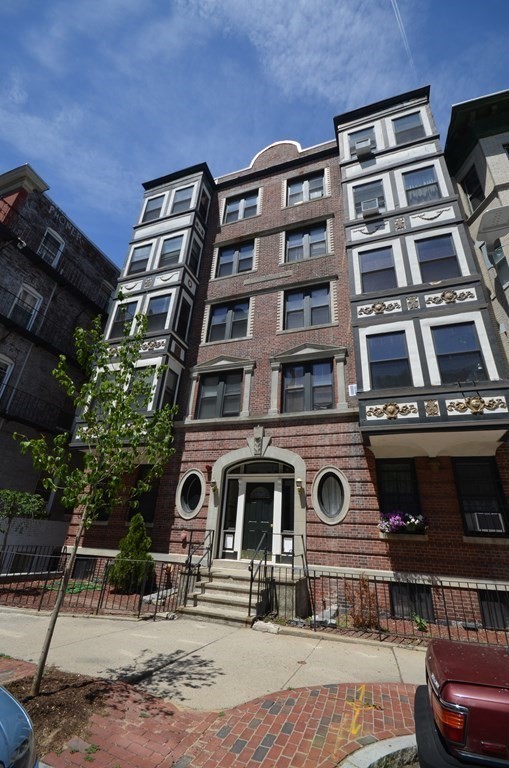 75 Burbank St #203, Boston, MA 02115 - MLS 73111022 - Coldwell Banker