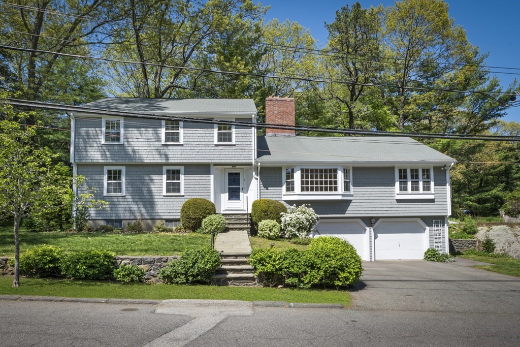 7 Pinecliff Dr, Marblehead, MA 01945 MLS 73111632 Coldwell Banker