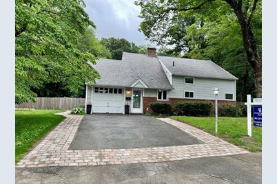 9 Westfield Rd, Natick, MA 01760 - Photo 1