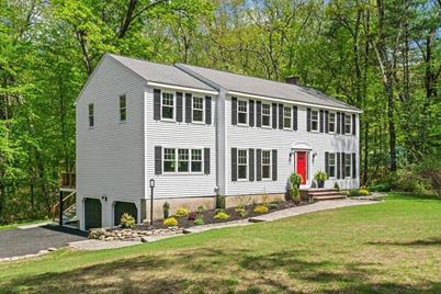 62 Green Lane, Sherborn, MA 01770 - Photo 1