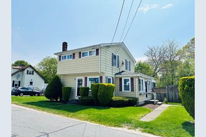 124 Anthony Avenue, Swansea, MA 02777 - Photo 1