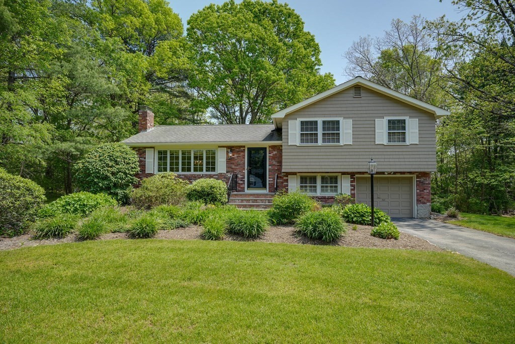 26 Flint Locke Ln, Medfield, MA 02052 MLS 73112953 Coldwell Banker