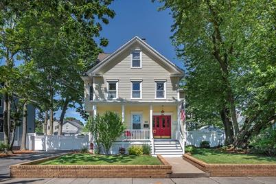 38-40 Otis St #40, Medford, MA 02155 - Photo 1