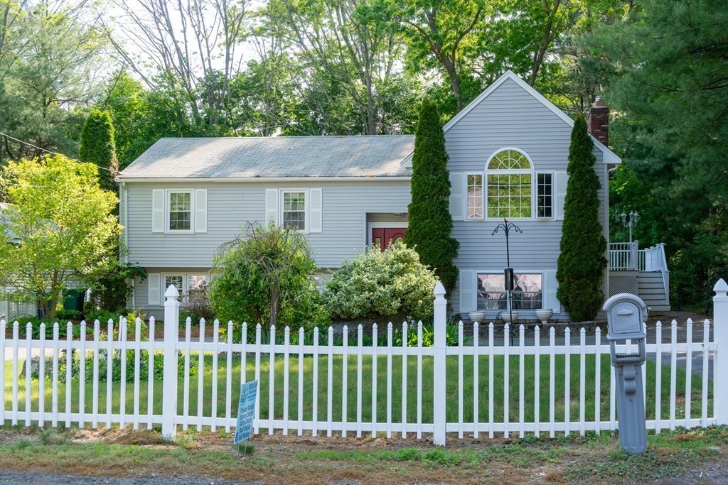 33 Slater St, Attleboro, MA 02703 MLS 73114344 Coldwell Banker