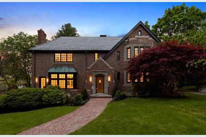 85 Willard Road, Brookline, MA 02445 - Photo 1