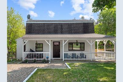 1 Jaynes St, Plymouth, MA 02360 - Photo 1
