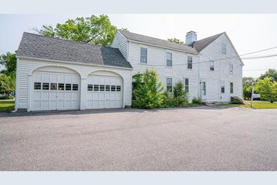 214 Central Ave, Seekonk, MA 02771 - Photo 1