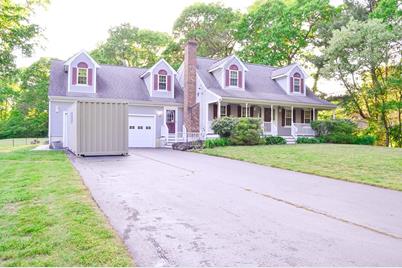 304 Mill Rd, Fairhaven, MA 02719 - Photo 1
