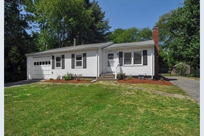 298 Summer St, Rockland, MA 02370 - Photo 1