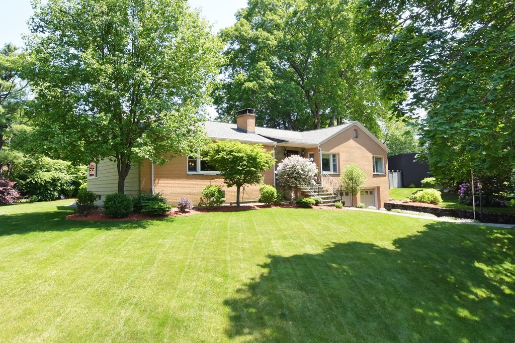 64 Kinnicutt Rd, Worcester, MA 01602 MLS 73119200 Coldwell Banker