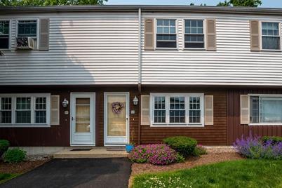 10 Al Pace Dr #B 10, North Attleboro, MA 02760 - Photo 1