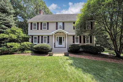 37 Knollwood Dr, Dover, MA 02030 - Photo 1