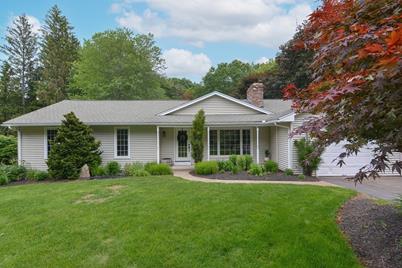 346 Leicester St, Auburn, MA 01501 - Photo 1